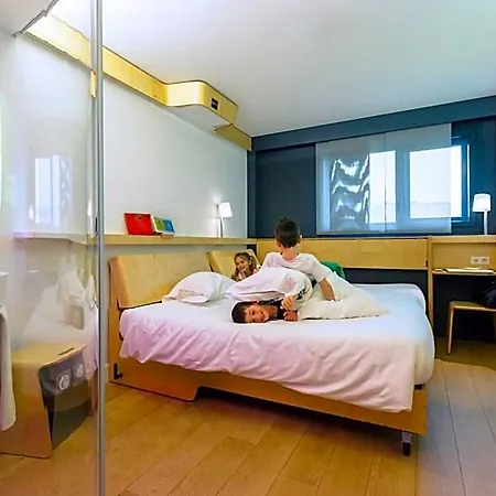 Nomad Centre Gare 3*