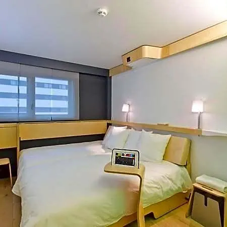 Nomad Centre Gare Hotel Le Havre
