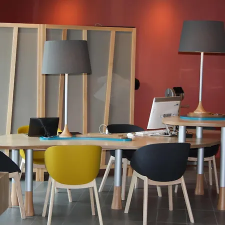 Nomad Centre Gare Hotel 3*