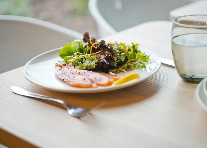 Otel Nomad Centre Gare 3*