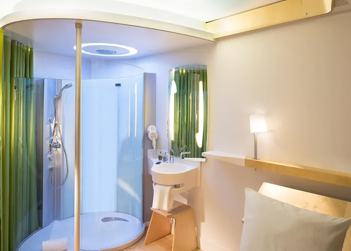 Nomad Centre Gare Otel